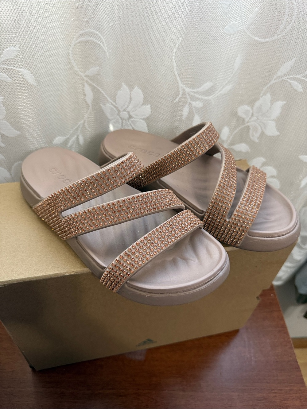 CROCS Women’s Jeweled Slide Sandals